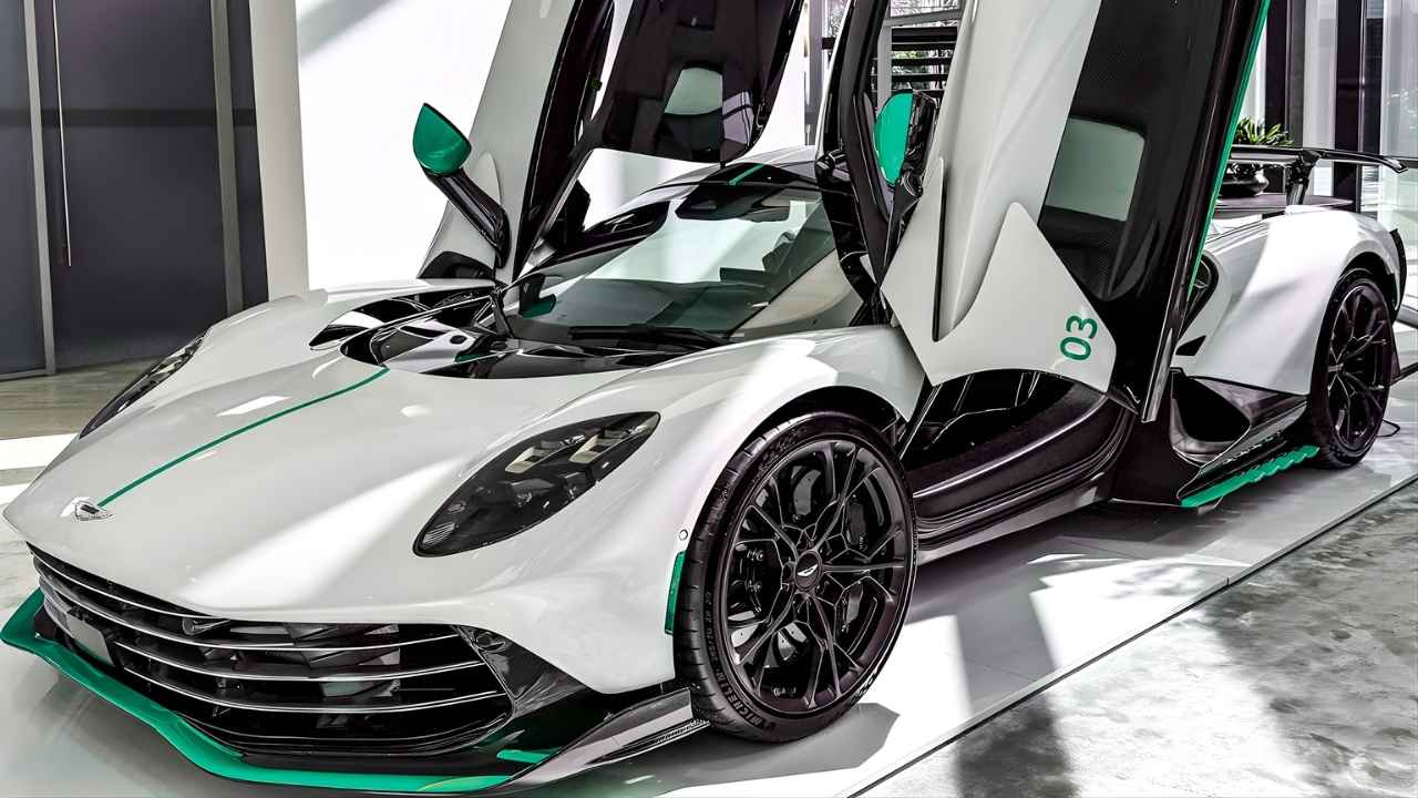 2026 Aston Martin Valhalla Hybrid